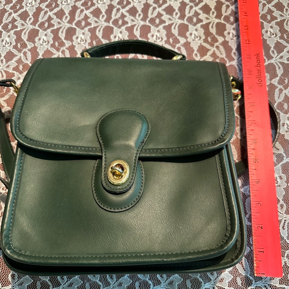 Green purse!!! - Picture 3 of 7